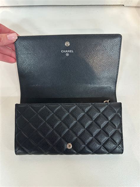 chanel continental wallet